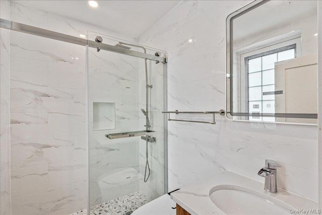 150-17 Hawtree St, Ozone Park, NY 11417