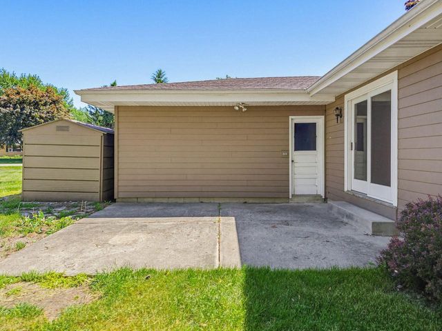 21990 Holly Crest DRIVE, Brookfield, WI 53045