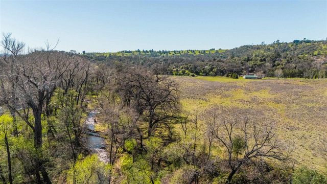 18525 Rawhide Rd, Jamestown, CA 95327