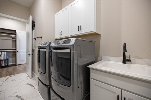 10333 BLUE RUNNER DRIVE, Englewood, FL 34223