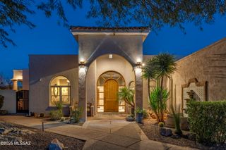 13914 N Bowcreek Springs Place, Oro Valley, AZ 85755
