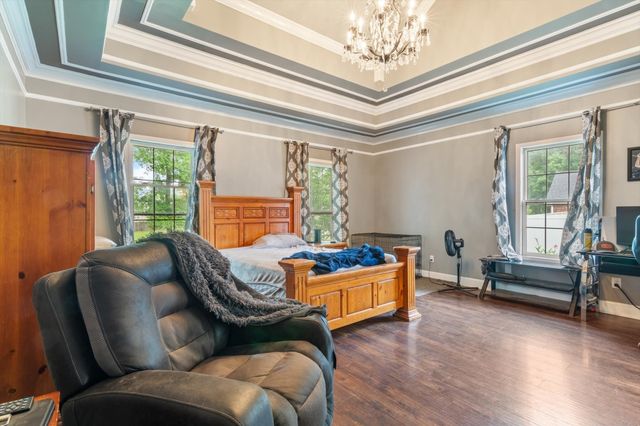 1104 Golf Course Ln, Ashland City, TN 37015