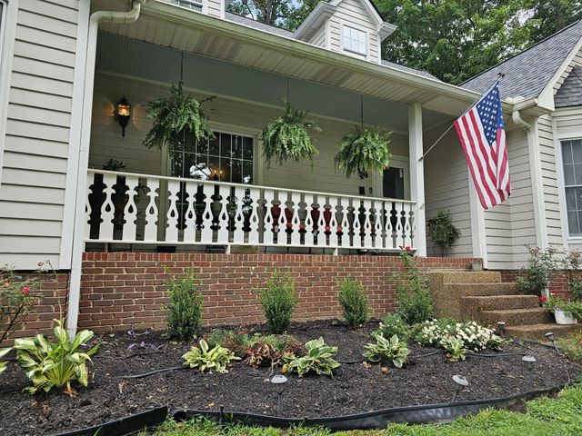 1104 Golf Course Ln, Ashland City, TN 37015