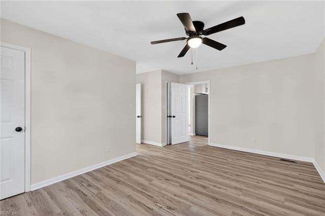 5 Timberland CT, Portsmouth, VA 23707