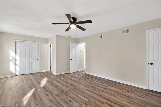 5 Timberland CT, Portsmouth, VA 23707