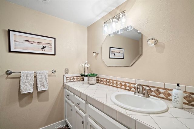 20591 Reef Lane, Huntington Beach, CA 92646