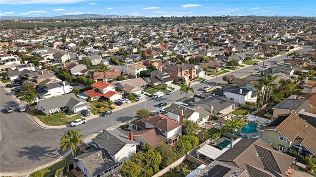 20591 Reef Lane, Huntington Beach, CA 92646