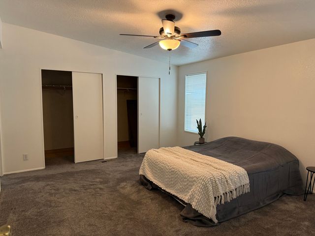 4729 S Pacific Highway 39, Phoenix, OR 97535