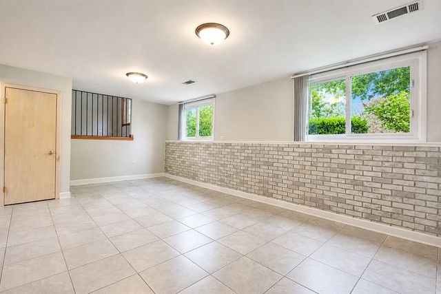 14759 Long Avenue, Oak Forest, IL 60452