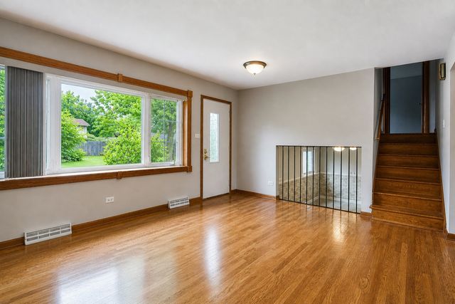 14759 Long Avenue, Oak Forest, IL 60452