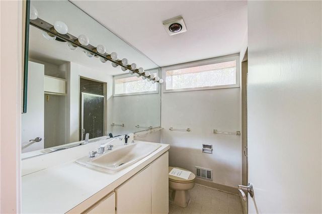 378 Hillside Drive NW, Atlanta, GA 30342