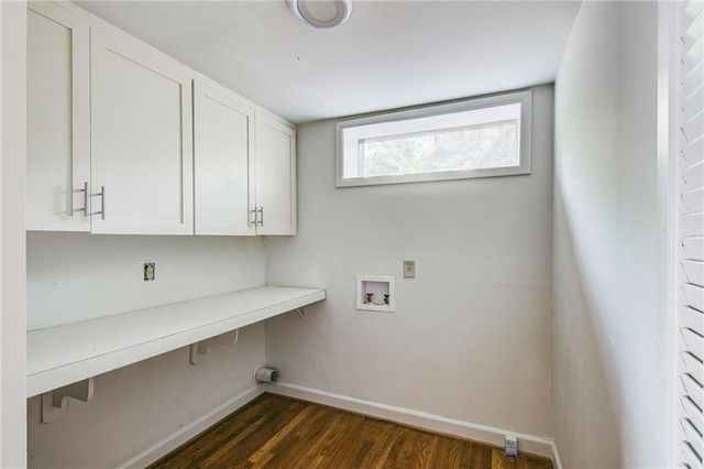 378 Hillside Drive NW, Atlanta, GA 30342