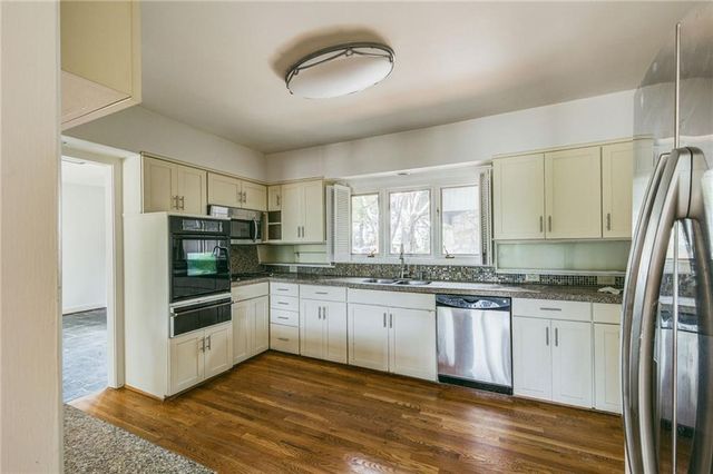 378 Hillside Drive NW, Atlanta, GA 30342