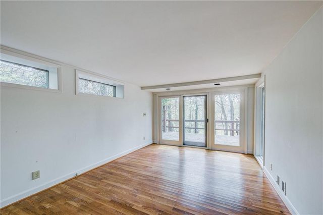 378 Hillside Drive NW, Atlanta, GA 30342