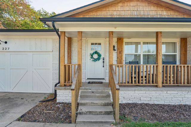 227 N 41st West Avenue, Tulsa, OK 74127