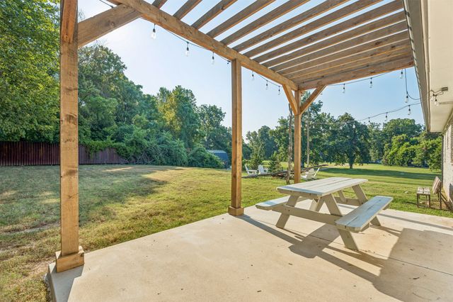 227 N 41st West Avenue, Tulsa, OK 74127