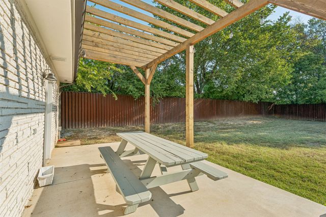 227 N 41st West Avenue, Tulsa, OK 74127