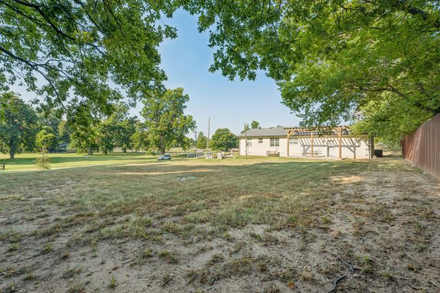 227 N 41st West Avenue, Tulsa, OK 74127