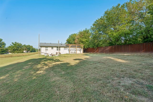 227 N 41st West Avenue, Tulsa, OK 74127