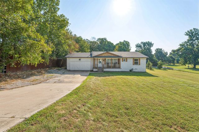 227 N 41st West Avenue, Tulsa, OK 74127