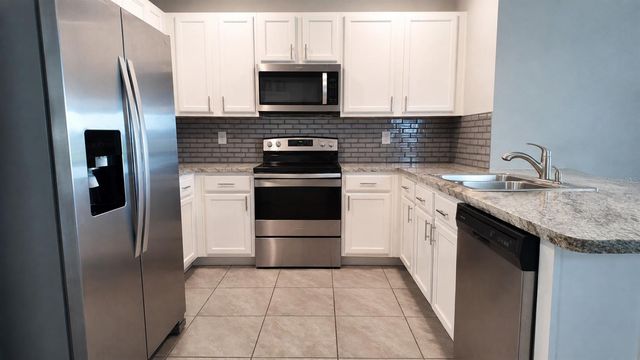 1032 ANDEAN LANE, Davenport, FL 33837