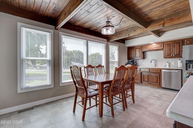 204 Split Rail Drive, Joplin, MO 64801