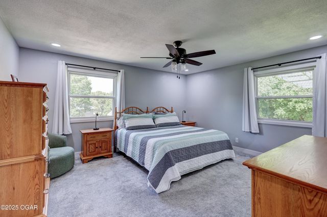 204 Split Rail Drive, Joplin, MO 64801