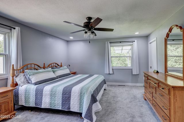 204 Split Rail Drive, Joplin, MO 64801