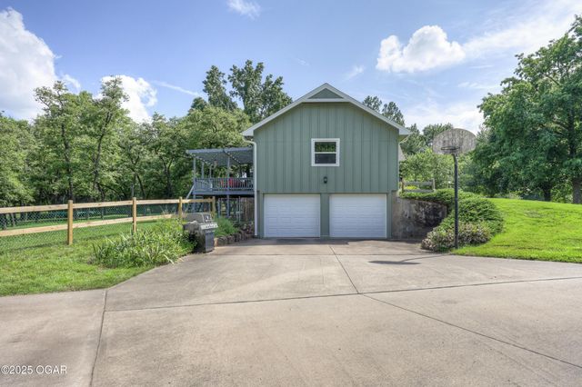 204 Split Rail Drive, Joplin, MO 64801