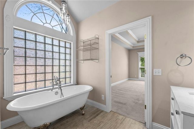 3902 NE Cadbury Avenue, Bentonville, AR 72712