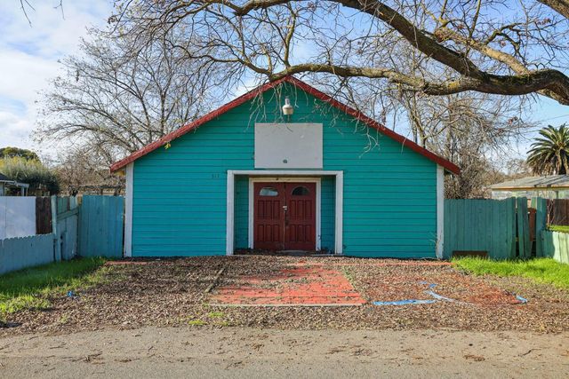 517 N Windsor Ave, Stockton, CA 95205
