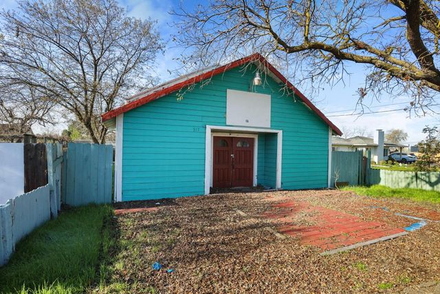 517 N Windsor Ave, Stockton, CA 95205