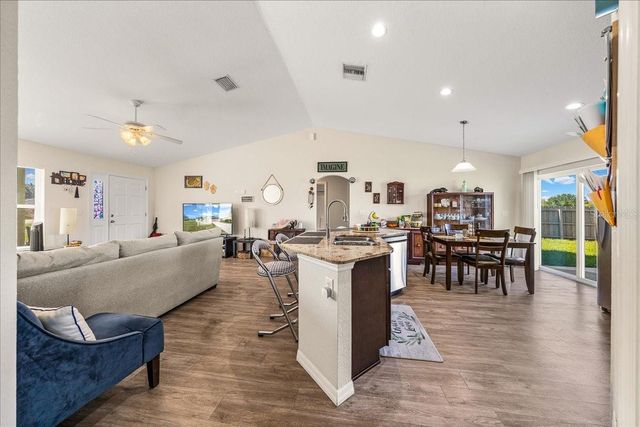 19 JUNIPER LOOP RUN, Ocala, FL 34480