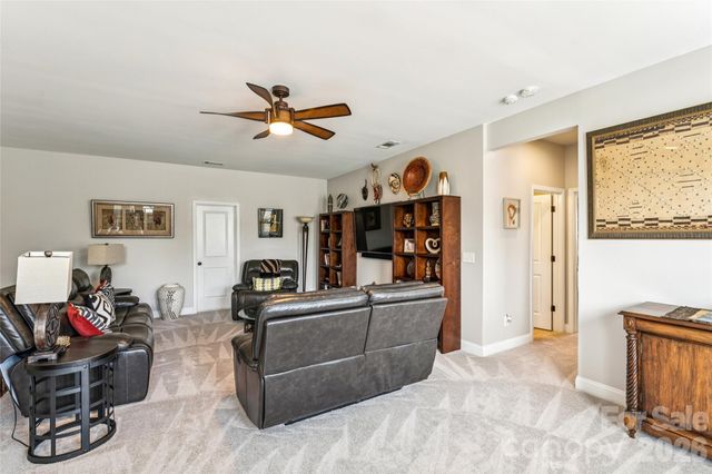 13335 Horned Lark Drive, Charlotte, NC 28278