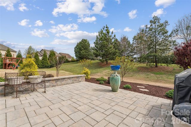 13335 Horned Lark Drive, Charlotte, NC 28278