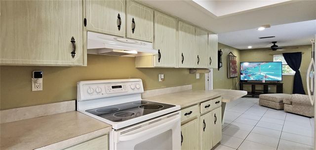 1371 S PRAIRIE CIRCLE, Deltona, FL 32725