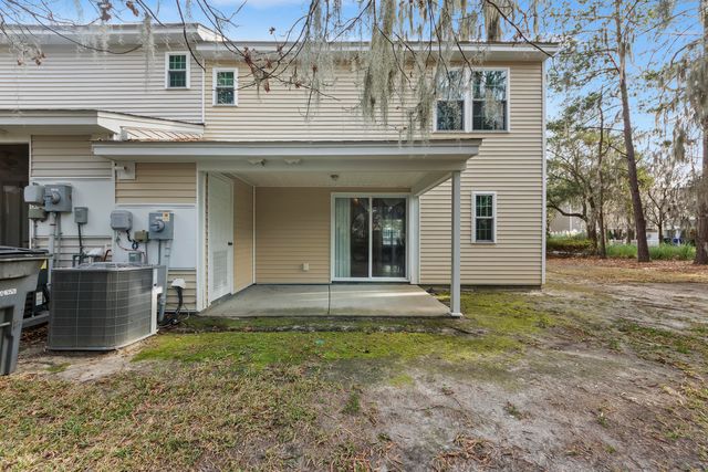 8038 Shadow Oak Drive, North Charleston, SC 29406