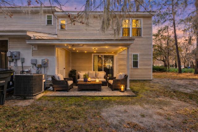 8038 Shadow Oak Drive, North Charleston, SC 29406