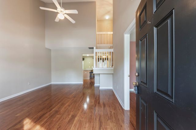 8038 Shadow Oak Drive, North Charleston, SC 29406