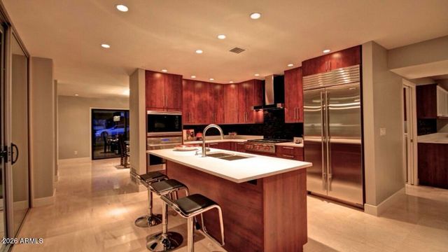 3133 E CLAREMONT Avenue, Phoenix, AZ 85016