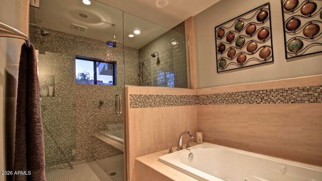 3133 E CLAREMONT Avenue, Phoenix, AZ 85016