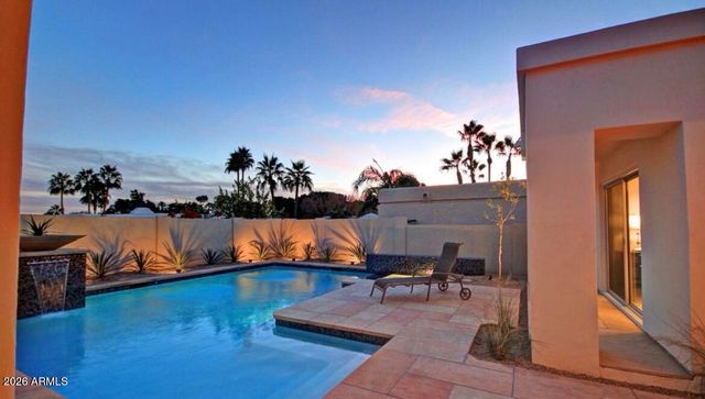 3133 E CLAREMONT Avenue, Phoenix, AZ 85016