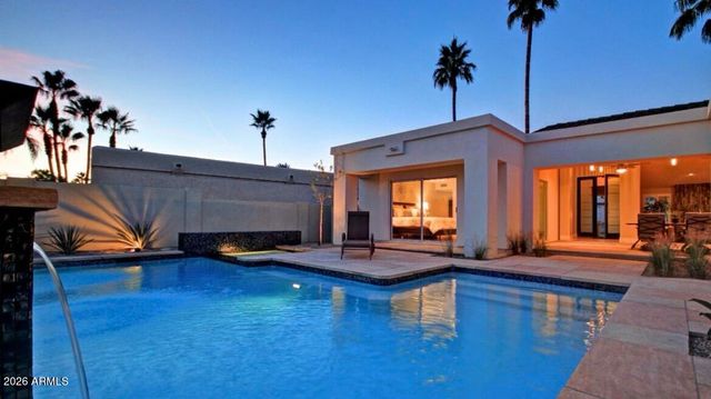 3133 E CLAREMONT Avenue, Phoenix, AZ 85016
