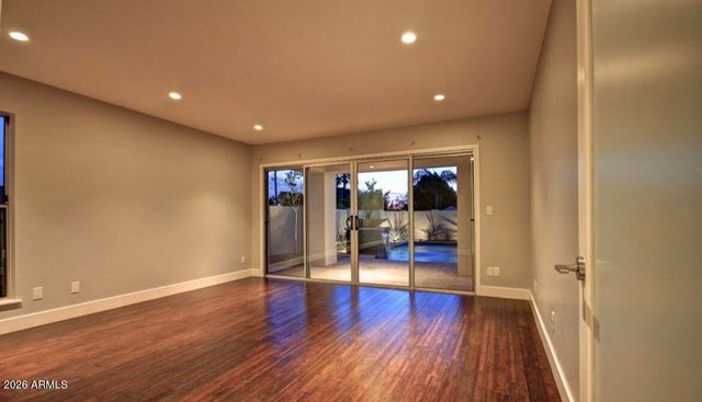 3133 E CLAREMONT Avenue, Phoenix, AZ 85016