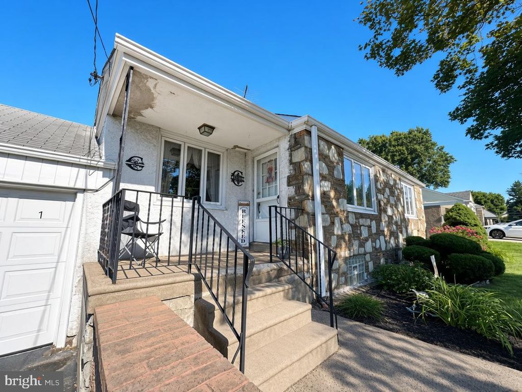 1111 WELSH RD, PHILADELPHIA, PA 19115 — photo 2