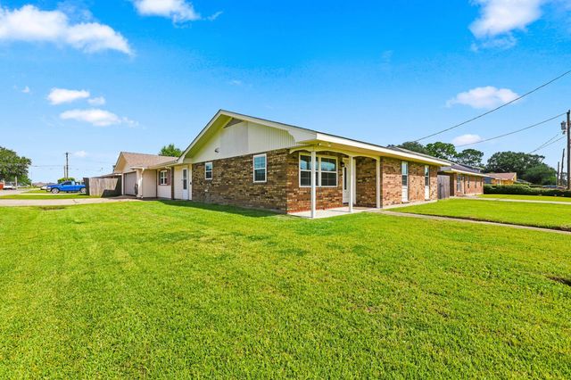 1152 West Camellia Drive, Thibodaux, LA 70301