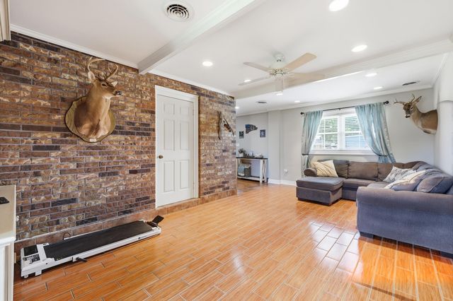 1152 West Camellia Drive, Thibodaux, LA 70301