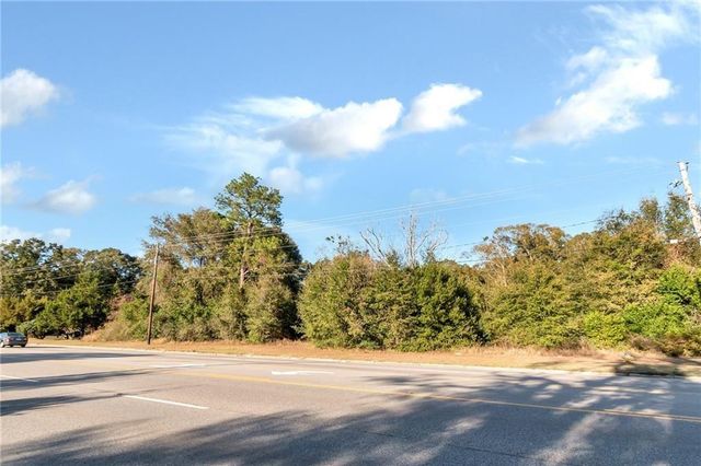 6450 Moffett Road, Mobile, AL 36618