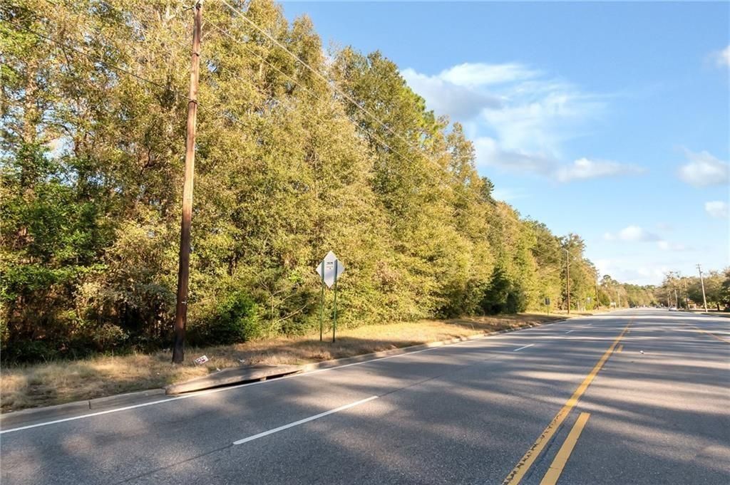 6450 Moffett Road, Mobile, AL 36618