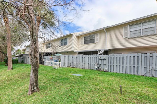 185 SW 3rd Street, Pompano Beach, FL 33060